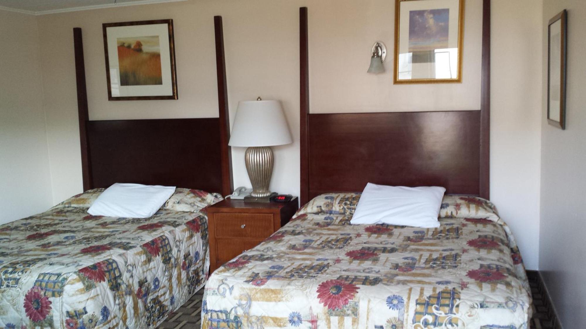 Executive Inn & Suites Лейквью Номер фото